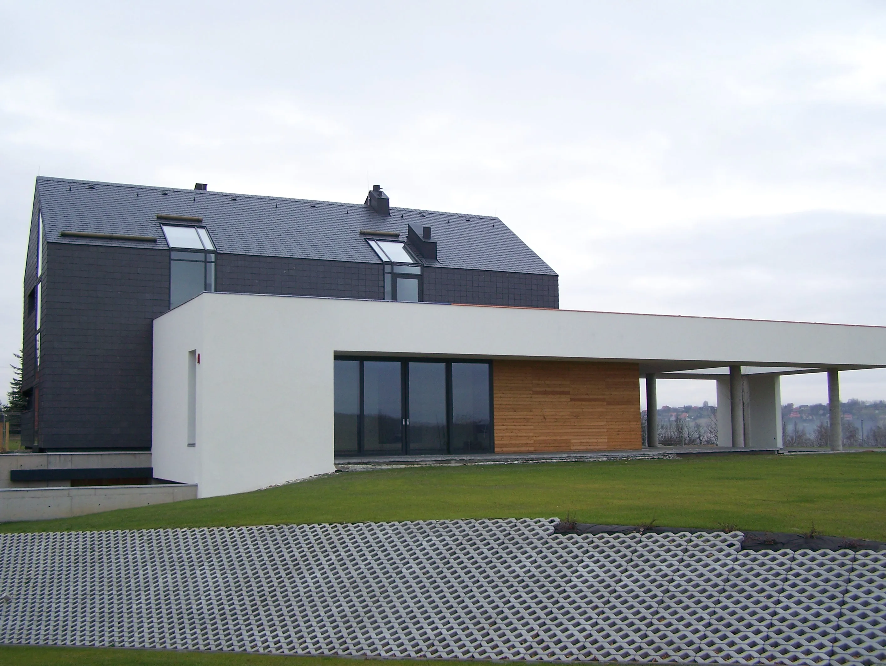 dach położony Łupkiem przez firmę Raf-dach